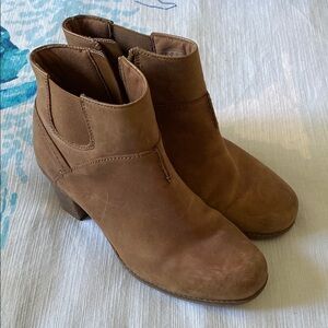 Clarks Comfortable Ankle Boots